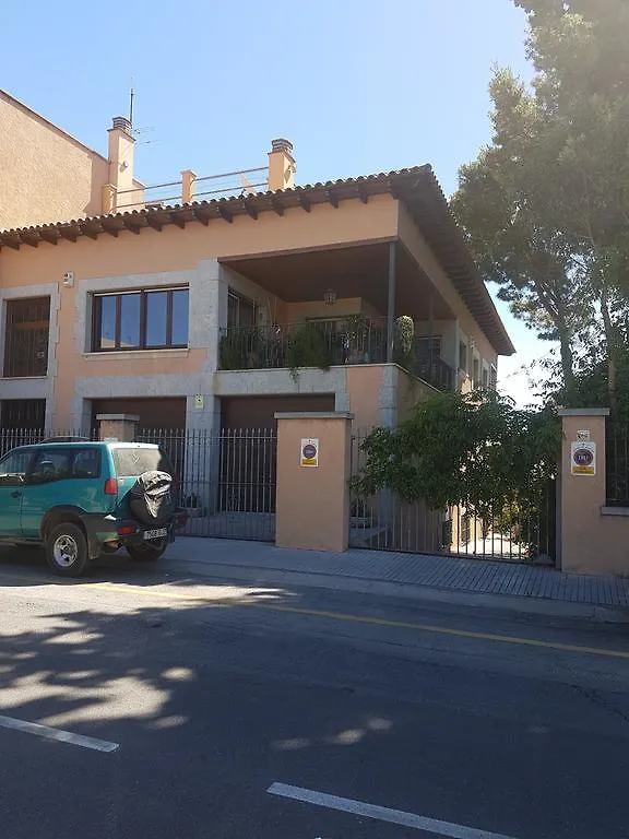 Can Berge Villa Figueres Tatil Evi