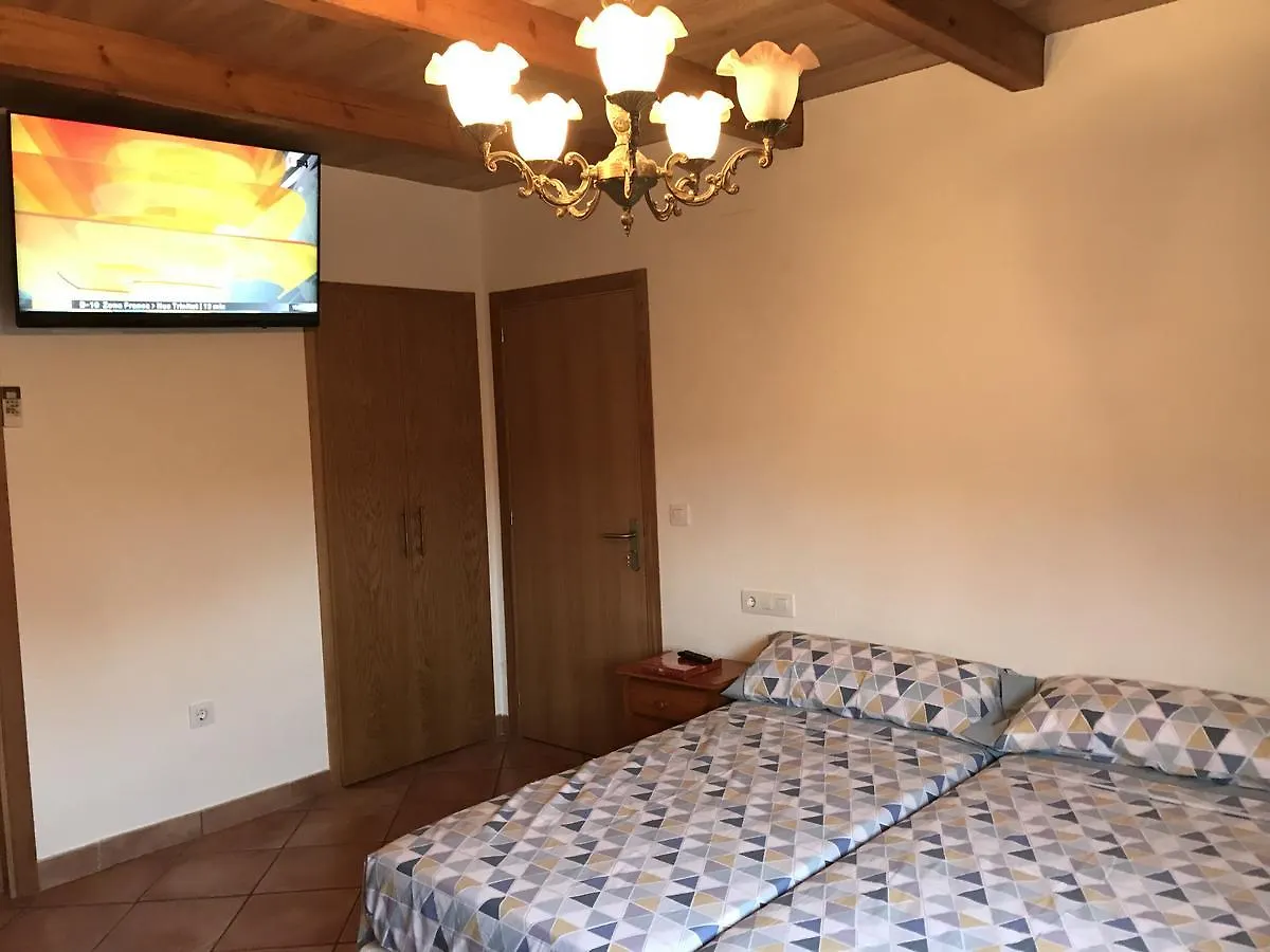 Can Berge Villa Figueres 0*, Figueres (Girona) İspanya